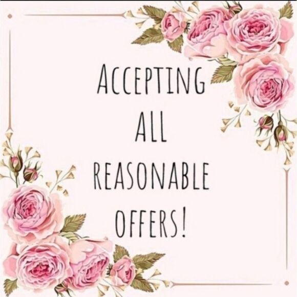 Charlie Holiday Willow Festive Floral Skirt - Picture 8 of 8